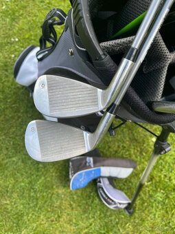 Prodám dětský golfový set U.S. Kids Golf vel. 57 s vozíkem. - 4