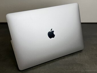 MacBook Air 13'' 2020 / M1 / 8GB / 256GB SSD / Silver - DP - 4