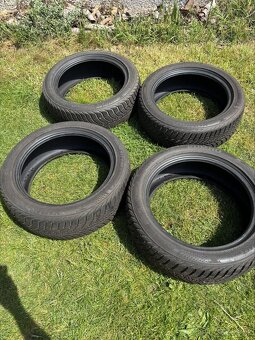 Zimní pneumatiky na Kumho 205/50 R17 93H r.v. 2019 - 4