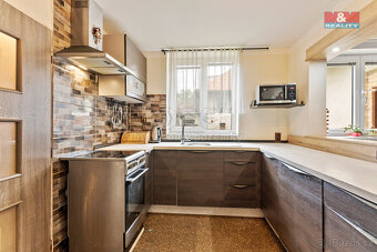 Prodej rodinného domu, 1061 m², Úžice, ul. Školní - 4