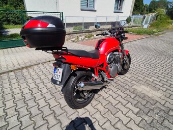 Suzuki Bandit GSF600 - 4