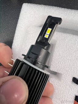 Led Žárovka H15 - 4