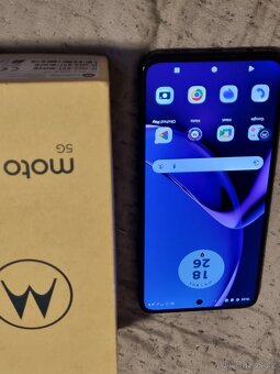 Motorola moto G84 5G 12GB/256GB - 4