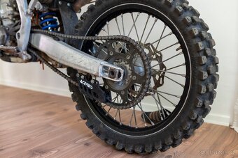 Yamaha YZ250F 2010 - 4