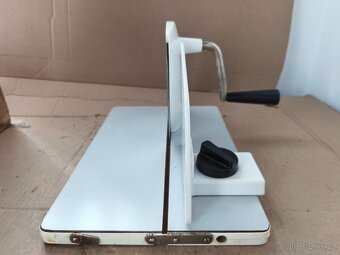 Ruční kráječ IDEAL 170 - 4