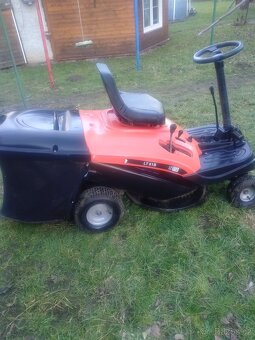 Zahradní traktůrek - 4