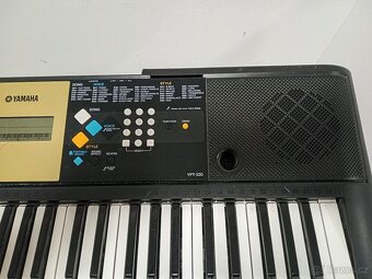 Keyboard Yamaha YPT 250 - 4