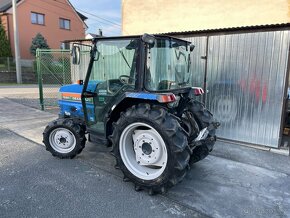 traktor ISEKI TG30 GEAS s kabinou - 4