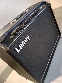 SLEVA - Pololampove Kytarové kombo Laney LV 300 twin - 4