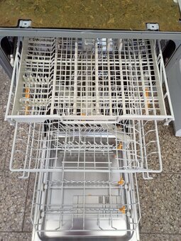 Myčka nádobí Miele G 1202 SCi - 4