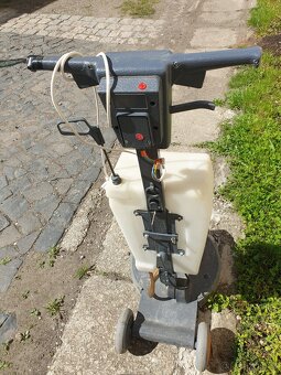 Čistící stroj TASKI RANGER 200 42 RALS - 4