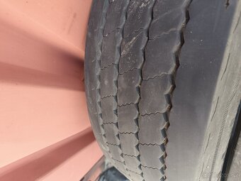 Gumy 235/75 R 17.5 - 4