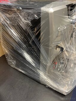Delonghi magnifica 04.120 - 4