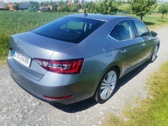 Prodám Škoda Superb 3 výbava Business 2,0 TDi 110kw - 4