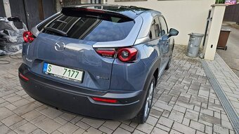 MAZDA MX-30 EV e-Skyactiv 2021 35 tis km servisní kniha - 4