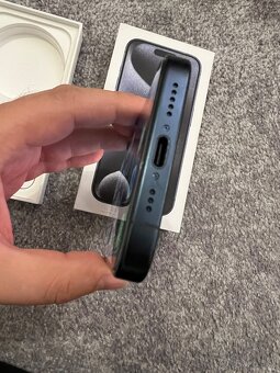 iPhone 15 PRO 128Gb…TOP stav, sim slot - 4