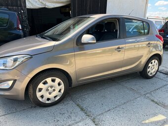 Hyundai i20 1.3 benzin r.v.2013 - 4