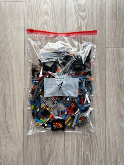 Lego 42099 - 4