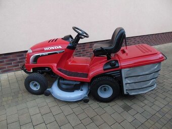 Zahradní traktůrek Honda 2620 - 4