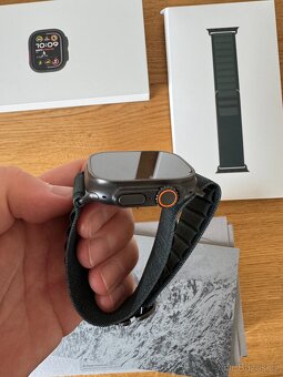 Apple Watch Ultra 2 49mm Černý titan - 4