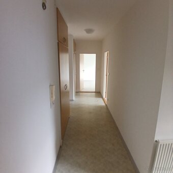 pronájem zděného bytu 2+kk - 4