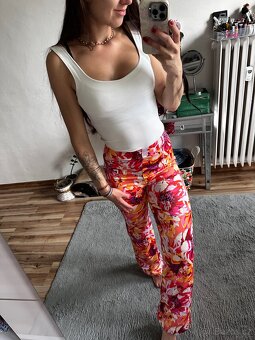 Květinové kalhoty - 4