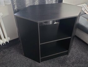 Nábytek-skříňky, komoda, stolek pod TV,...prac. ponk,a jiné - 4