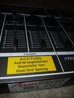 Soundcraft DJ pult stereo mixér - 4