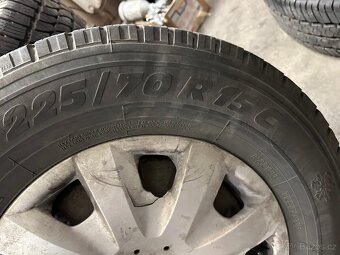 Kola 225/70R15c zimní - 4