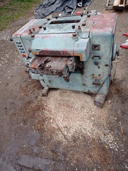 Čtyřstranná frézka TOS - 4