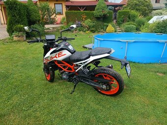 KTM 390 duke - 4