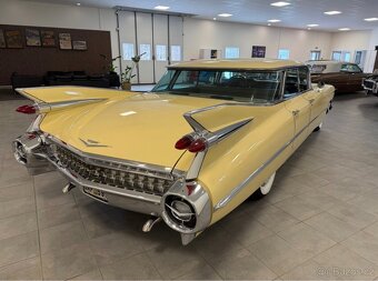 1959 Cadillac Series 62 Flattop - 4
