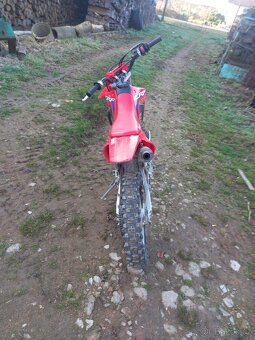 Honda CRF 125F - 4