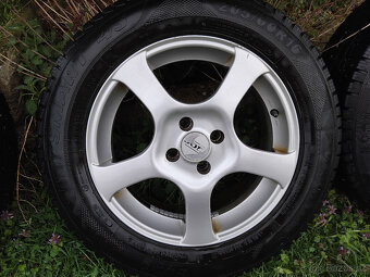 4KS ALU DISKY VČ. PNEU 90% VRANÍK UNI SMART 205/60 R16 - 4