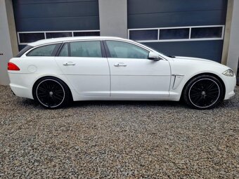 Jaguar XF - 4