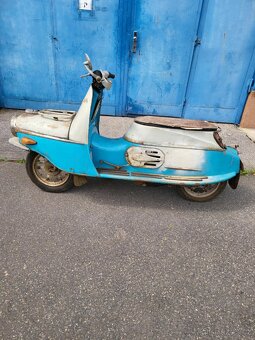 ČZ 175 De Luxe. - 4