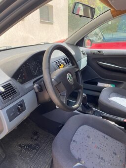 Prodám Škoda Fabia 2002 ŠPATNÝ MOTOR - 4