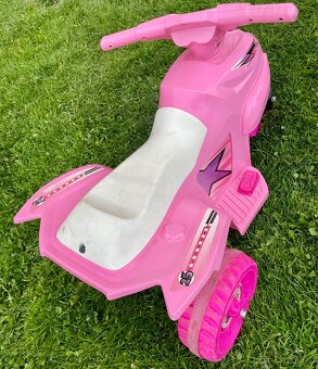 Loko Toys elektrická tříkolka - růžová - 4