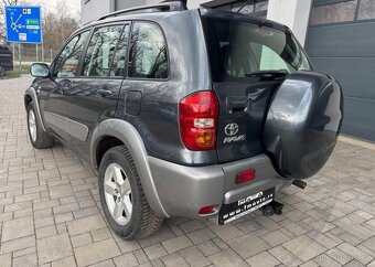 Toyota Rav4 2.0 D-4D 4x4 nafta manuál 85 kw - 4