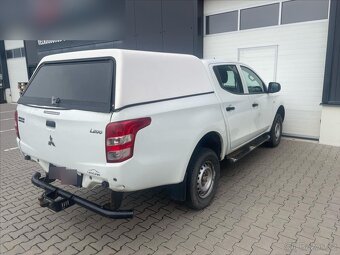 Mitsubishi L200 2,4 DI-D 4WD DOUBLE CAB INVITE (2016) - 4