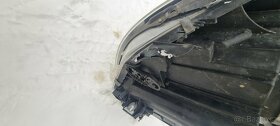 Mercedes B w246 levé led světlo - 4