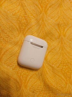 Nabíjecí pouzdro na AirPods 1/2 - 4