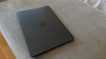 MacBook Air 13"M3 - 4