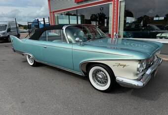 1960 Plymouth Fury Convertible - 4