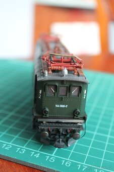 H0 Roco BR 144 DB - 4
