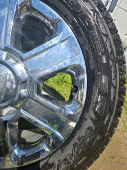 Prodám original komplet nová kola na Toyota Tundra - 4