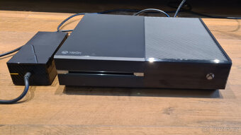 Xbox One 500GB + ovladač 2x - 4