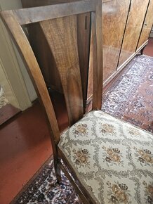 Prodam Krásný prvorepublikovy jídelní stůl, židle a sofa - 4