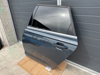 Zadní levé/pravé dveře Audi A6 C7 4G, barva LX5N - 4
