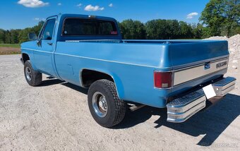 Chevrolet K10 Silverado z roku 1983 - 4